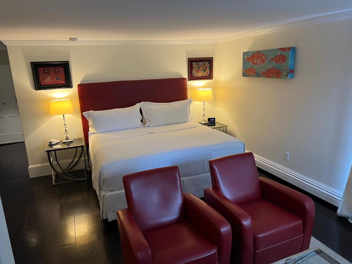 The Platinum Pebble Boutique Inn - Adults Only Property Гарвіч-Порт Екстер'єр фото