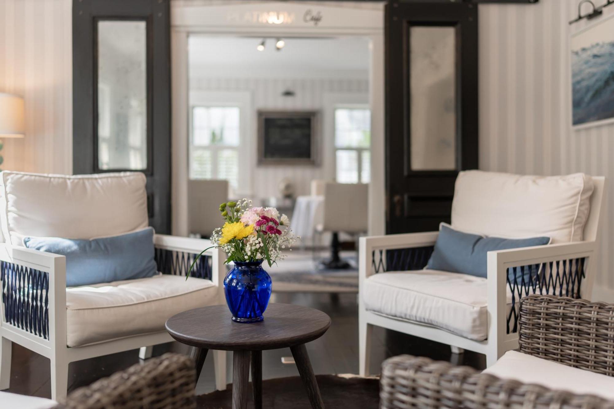 The Platinum Pebble Boutique Inn - Adults Only Property Гарвіч-Порт Екстер'єр фото