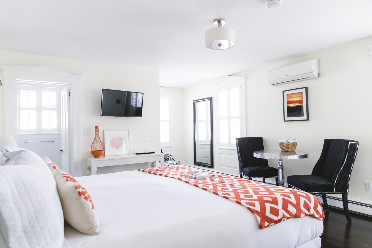 The Platinum Pebble Boutique Inn - Adults Only Property Гарвіч-Порт Екстер'єр фото